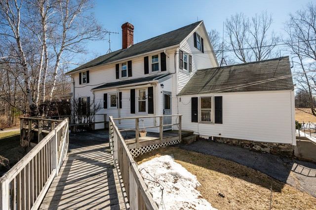 120 Exeter Road, Newfields, NH 03856