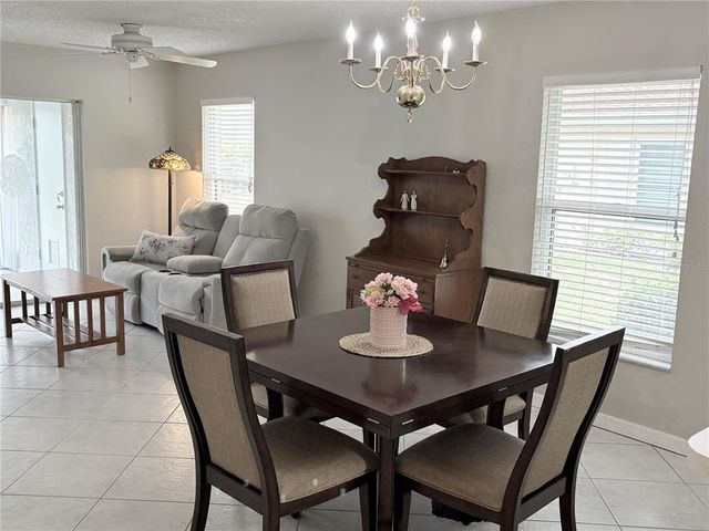 120 KNOLLPOINT DRIVE, Sun City Center, FL 33573