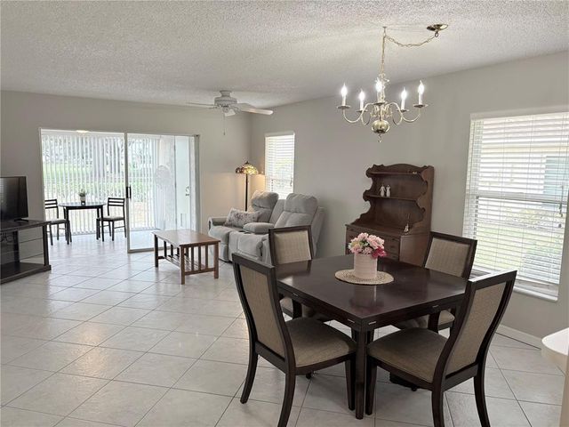 120 KNOLLPOINT DRIVE, Sun City Center, FL 33573