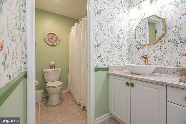 205-205 125TH ST #208B2, Ocean City, MD 21842