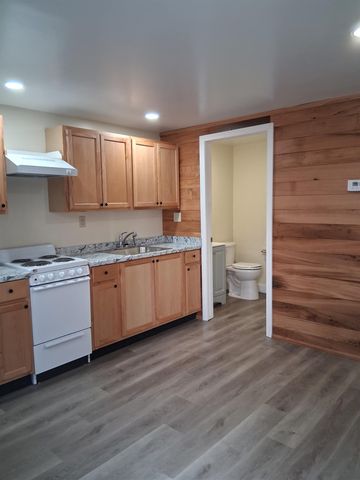 90 Monadnock Highway, Swanzey, NH 03446