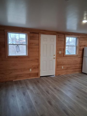 90 Monadnock Highway, Swanzey, NH 03446
