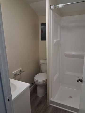 90 Monadnock Highway, Swanzey, NH 03446