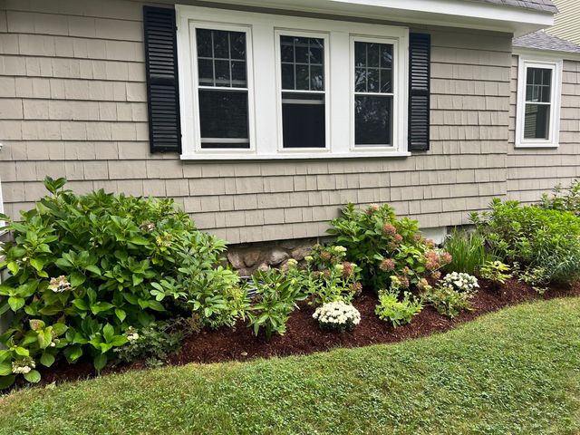 24 Thorndike Street, Reading, MA 01867