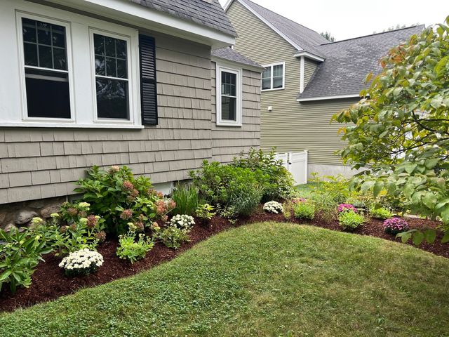 24 Thorndike Street, Reading, MA 01867