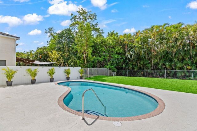 11157 Harbour Springs Circle, Boca Raton, FL 33428