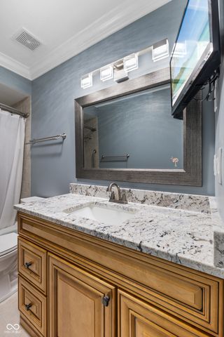 530 Hunters D, Carmel, IN 46032