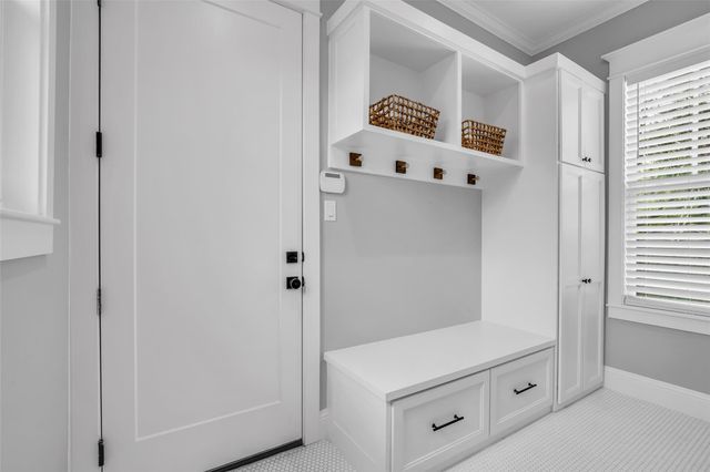 800 Walton Street, Houston, TX 77009