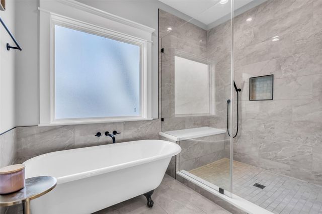 800 Walton Street, Houston, TX 77009