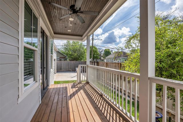 800 Walton Street, Houston, TX 77009