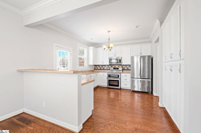 17 Casey Street, Greenville, SC 29601