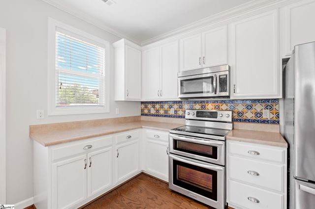 17 Casey Street, Greenville, SC 29601