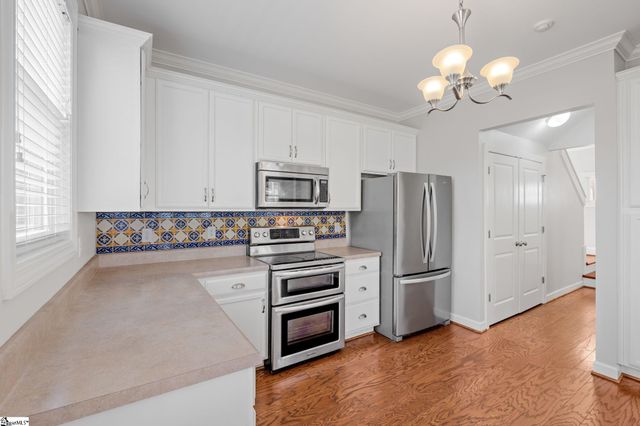 17 Casey Street, Greenville, SC 29601