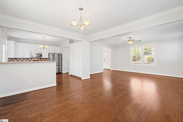 17 Casey Street, Greenville, SC 29601