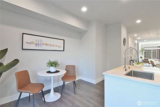 5020 148th Street SW #E4, Edmonds, WA 98026