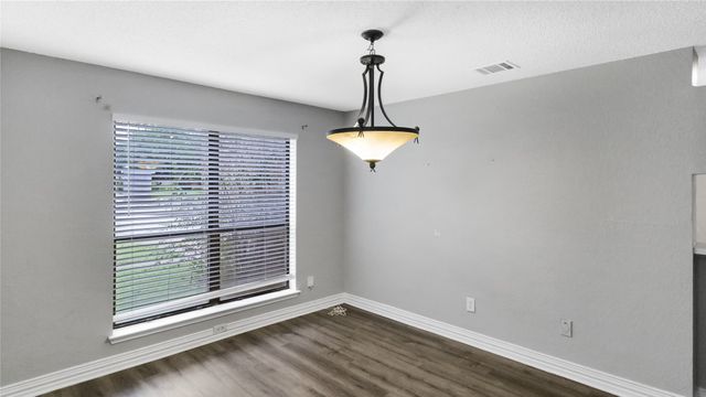 6305 Meadow Glen Drive, Arlington, TX 76018