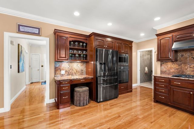 5 Patrick Way, Methuen, MA 01844