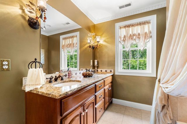 5 Patrick Way, Methuen, MA 01844