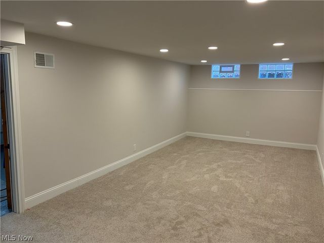 17012 Eldamere Avenue, Cleveland, OH 44128