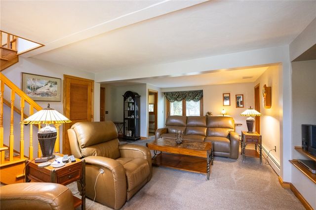 2 Robert Circle, Johnston, RI 02919