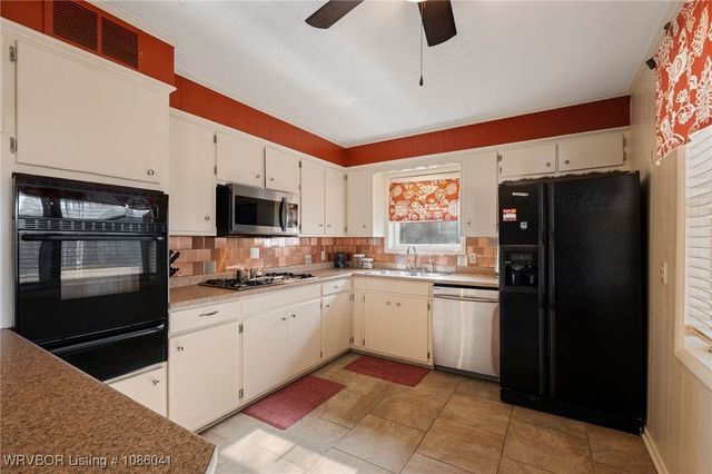 3018 S 34th Street, Fort Smith, AR 72903