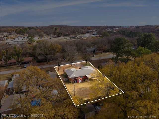 3018 S 34th Street, Fort Smith, AR 72903