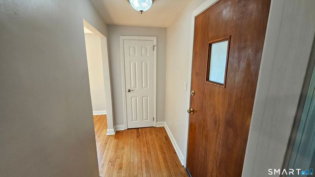 73 Knollwood Road, West Hartford, CT 06110