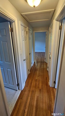73 Knollwood Road, West Hartford, CT 06110