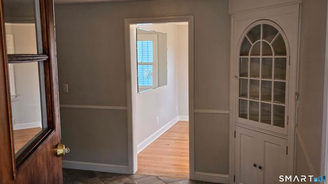 73 Knollwood Road, West Hartford, CT 06110