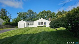 73 Knollwood Road, West Hartford, CT 06110
