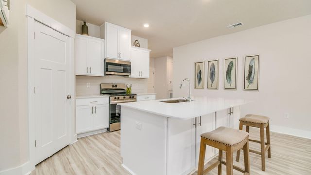 2127 Chirping Cricket Court, Gulf Breeze, FL 32563