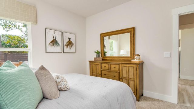 2127 Chirping Cricket Court, Gulf Breeze, FL 32563