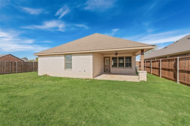 625 Copenhavr Street, Pilot Point, TX 76258