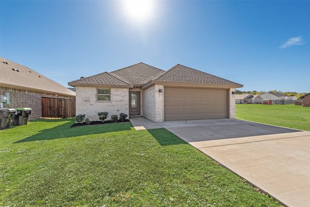 625 Copenhavr Street, Pilot Point, TX 76258