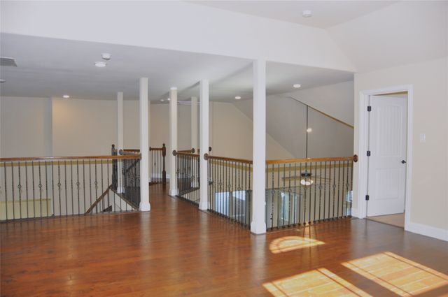 218 Crestview Drive, Midlothian, TX 76065
