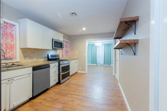1100 E Miami Avenue, Mcalester, OK 74501