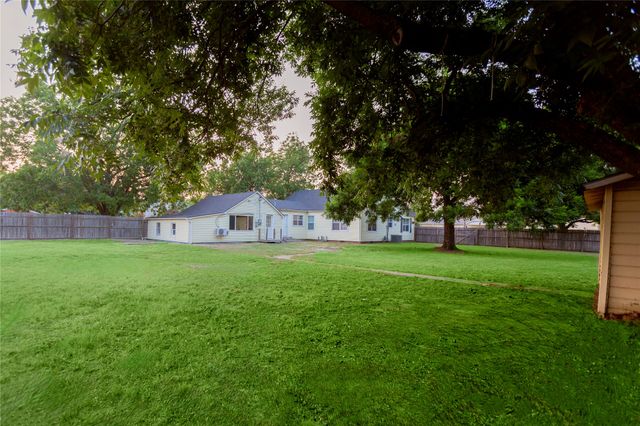 1100 E Miami Avenue, Mcalester, OK 74501