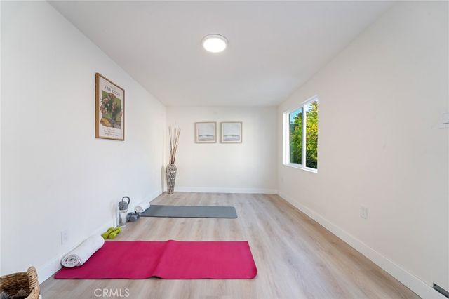1637 N Alvarado, Los Angeles, CA 90026