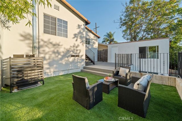 1637 N Alvarado, Los Angeles, CA 90026