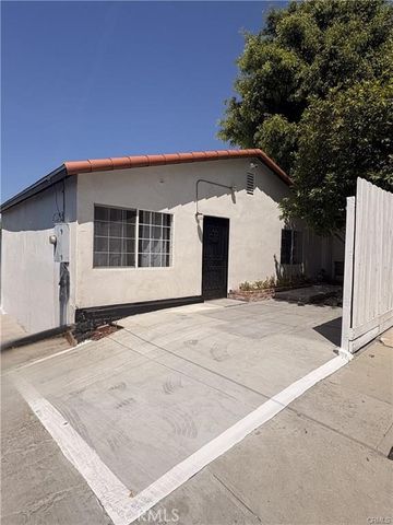 1637 N Alvarado, Los Angeles, CA 90026