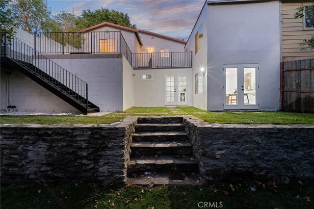 1637 N Alvarado, Los Angeles, CA 90026