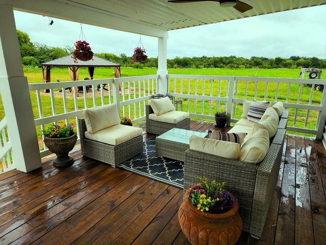 5795 Fm 513 S, Lone Oak, TX 75453