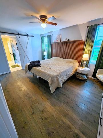 5795 Fm 513 S, Lone Oak, TX 75453