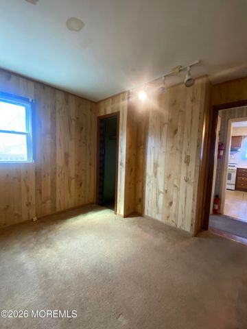 50 7th Street, Hazlet, NJ 07734