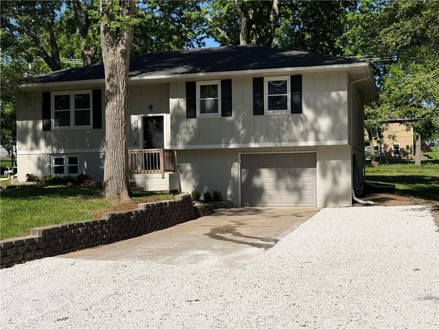 15604 Allen Avenue, Belton, MO 64012