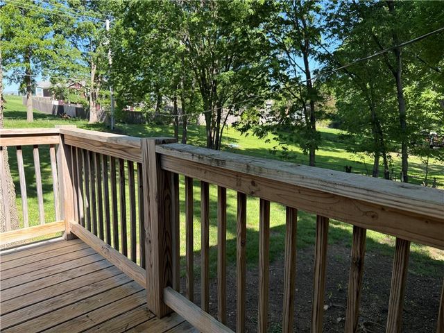 15604 Allen Avenue, Belton, MO 64012