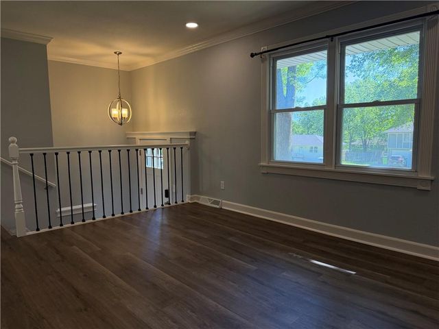 15604 Allen Avenue, Belton, MO 64012