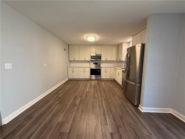 15604 Allen Avenue, Belton, MO 64012