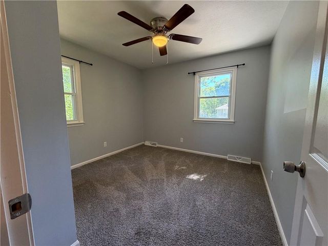 15604 Allen Avenue, Belton, MO 64012