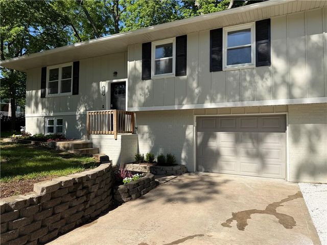 15604 Allen Avenue, Belton, MO 64012